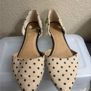GAP Women's Cream and Black Dotted Flats